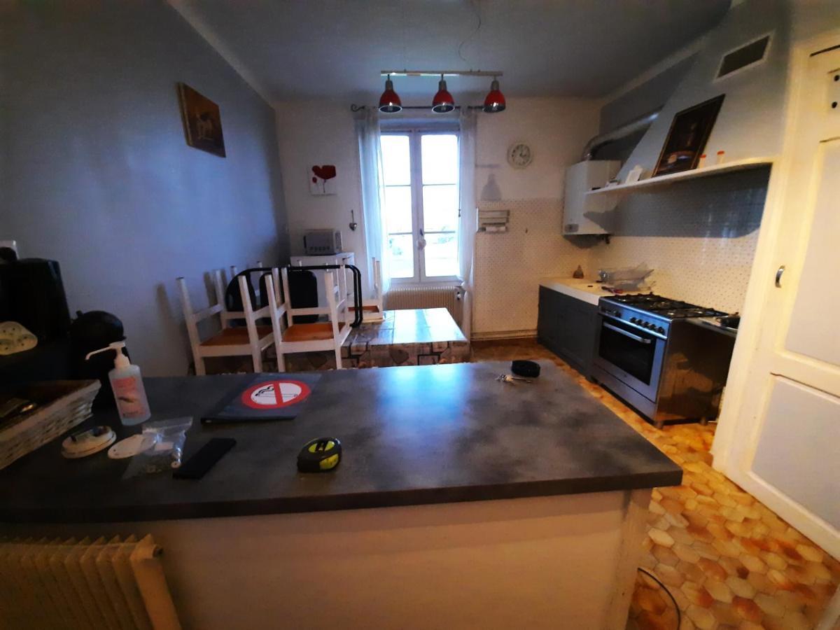 Joli Appartement Meuble Paray-le-Monial Eksteriør billede
